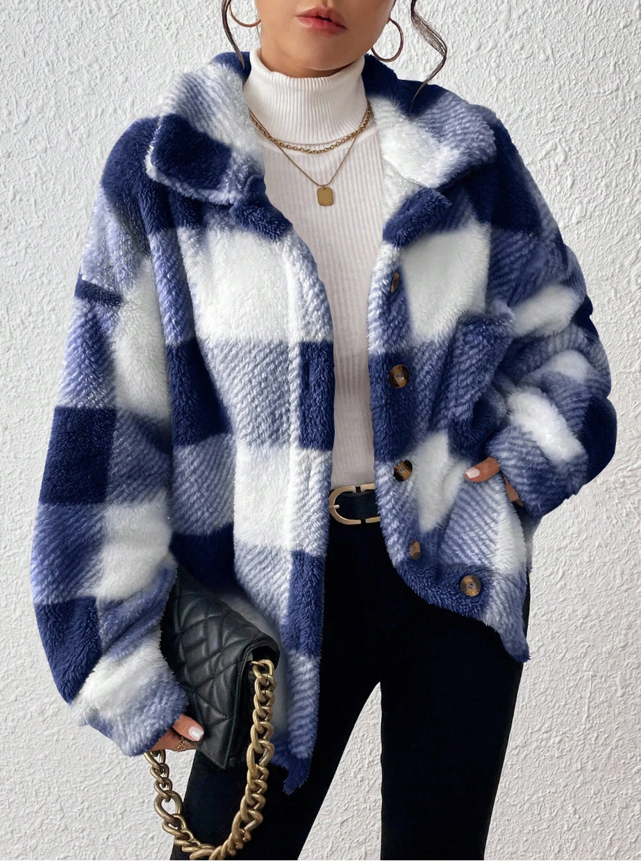 Abrigo de cuadros negro y blanco