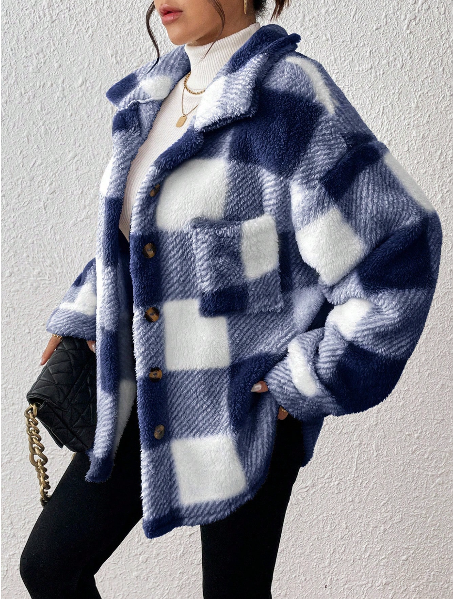 Abrigo de cuadros negro y blanco