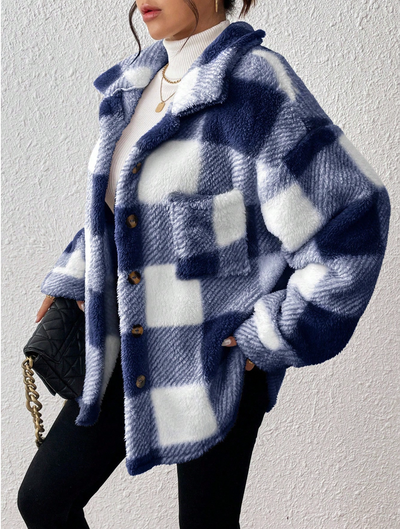 Abrigo de cuadros negro y blanco